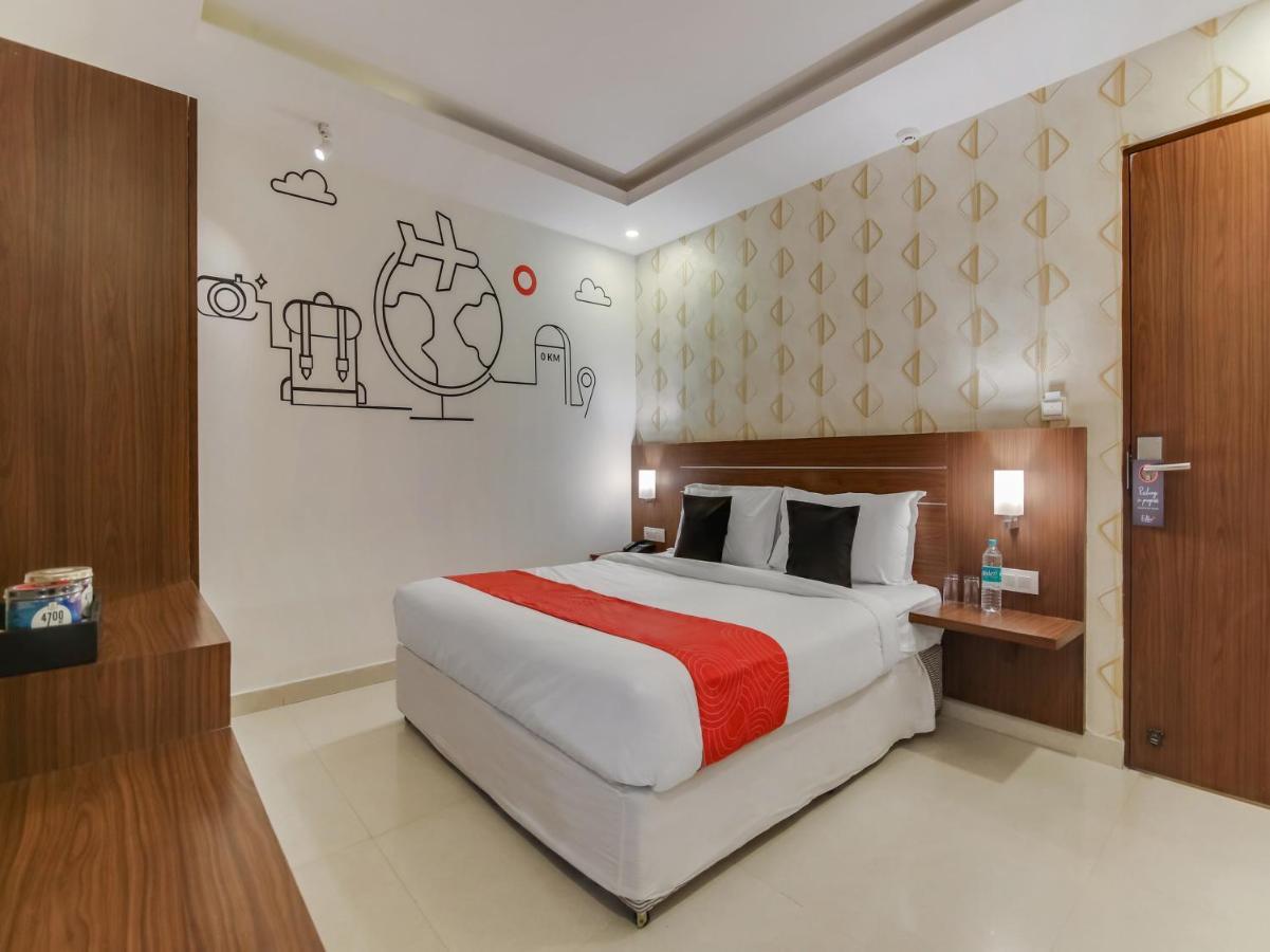 Hotel The Grand Continent Bangalore Esterno foto