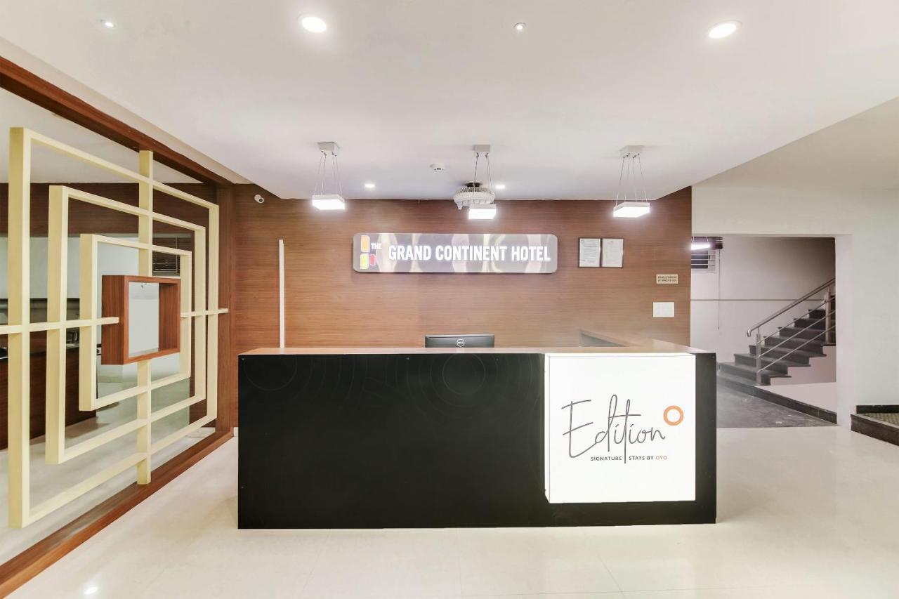 Hotel The Grand Continent Bangalore Esterno foto