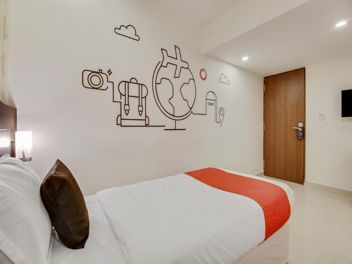 Hotel The Grand Continent Bangalore Esterno foto
